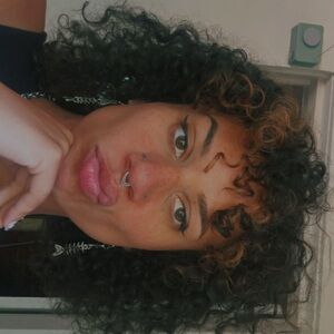 Meet your Posher, Kenzy